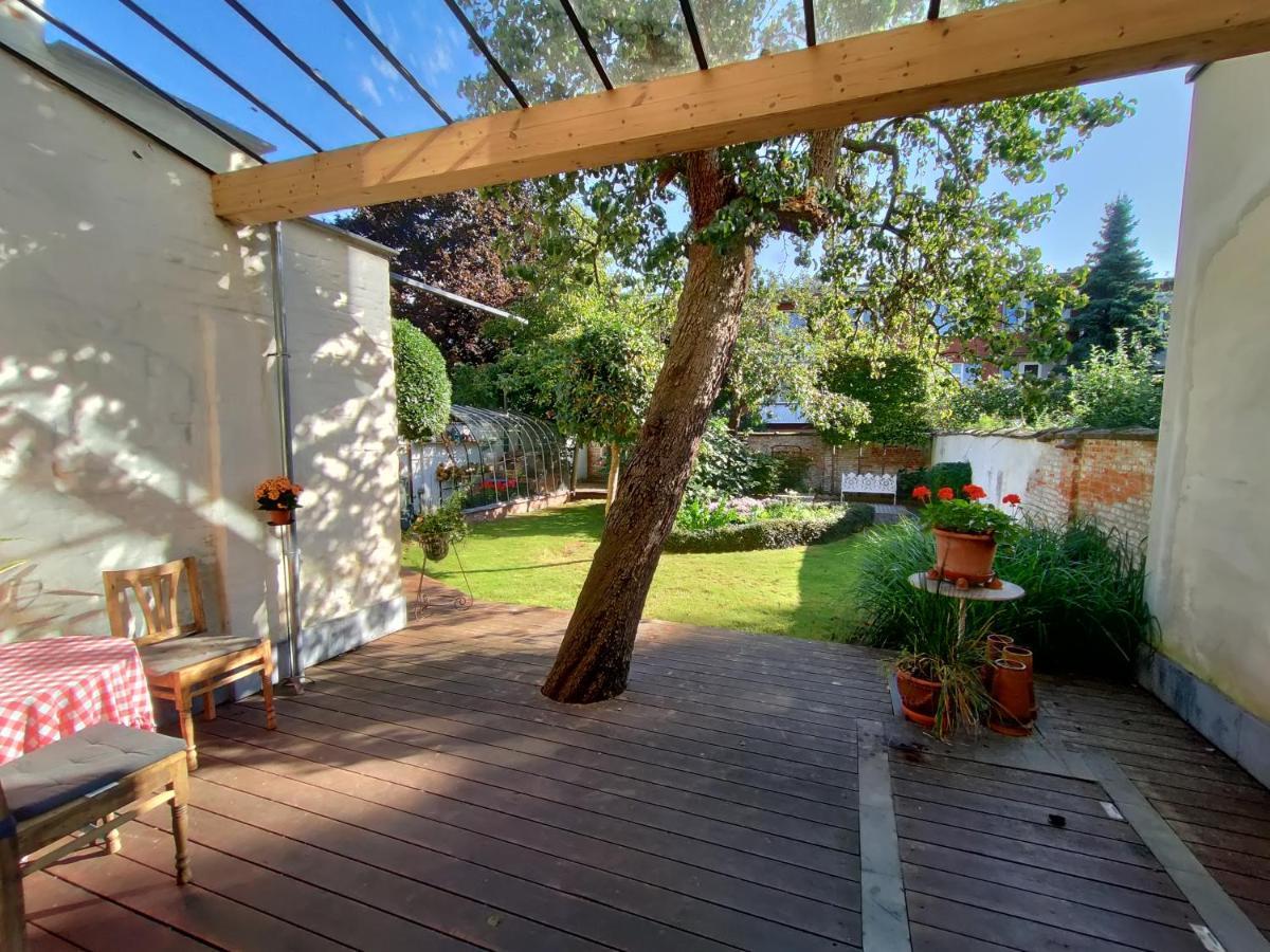 Bed & Breakfast Exterlaer Антверпен Екстериор снимка
