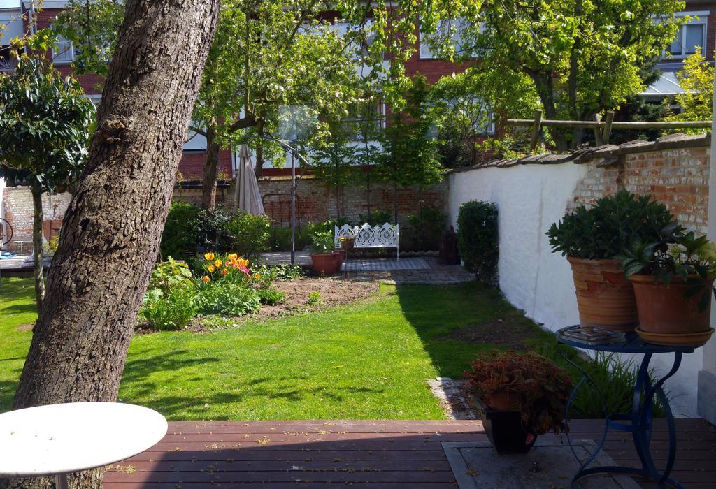 Bed & Breakfast Exterlaer Антверпен Екстериор снимка