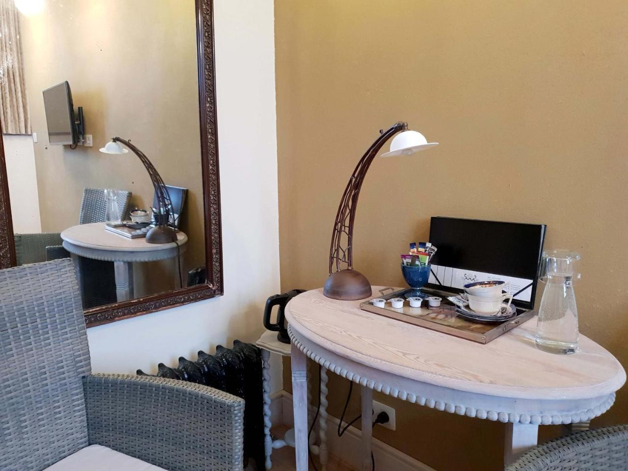 Bed & Breakfast Exterlaer Антверпен Екстериор снимка