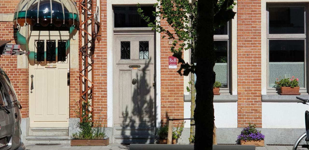 Bed & Breakfast Exterlaer Антверпен Екстериор снимка